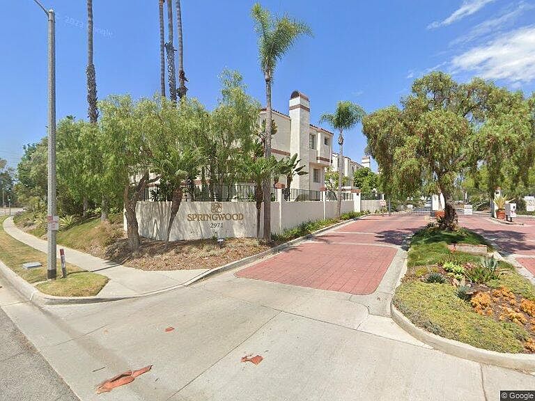 2nd image of 2971 Plaza Del Amo Unit 279