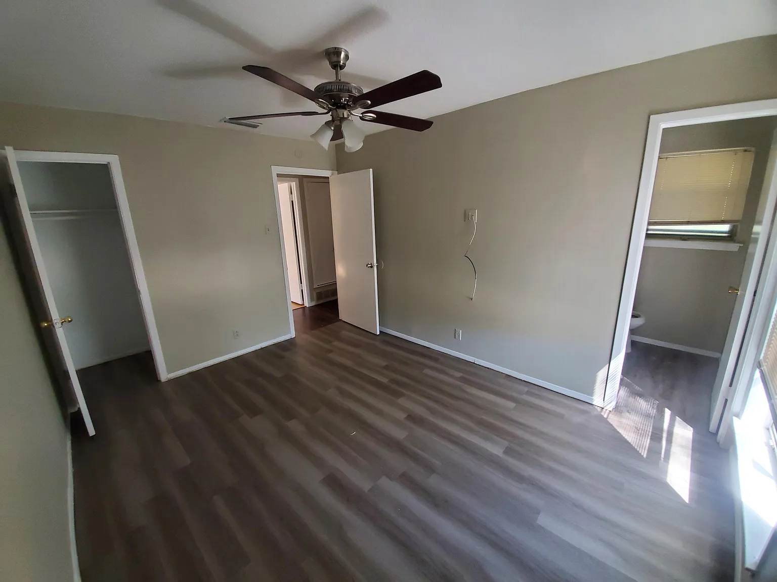 3025 Lambert Dr — Photo 4