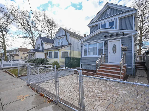 88-46 213th Street, Queens Village, NY 11427