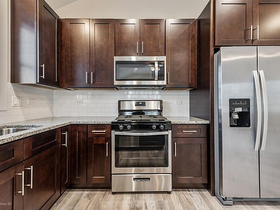 3rd image of 6450 S Ellis Ave #3