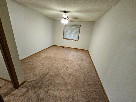 4th image of 2421 Grenadier Ave N