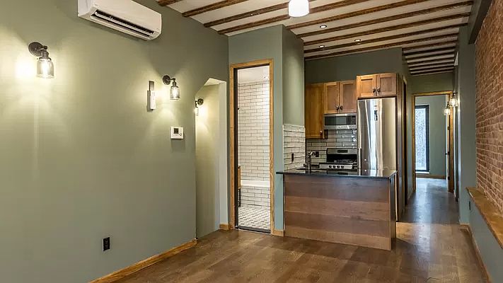 1st image of 181 Montrose Ave #1R