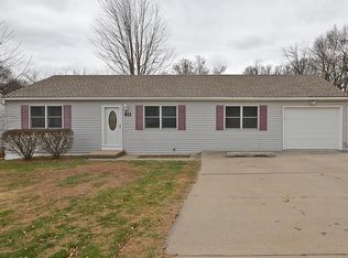 611 NE 41st St, Kansas City, MO 64116