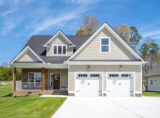 7679 Sir Anderson Ct, Ooltewah, TN 37363