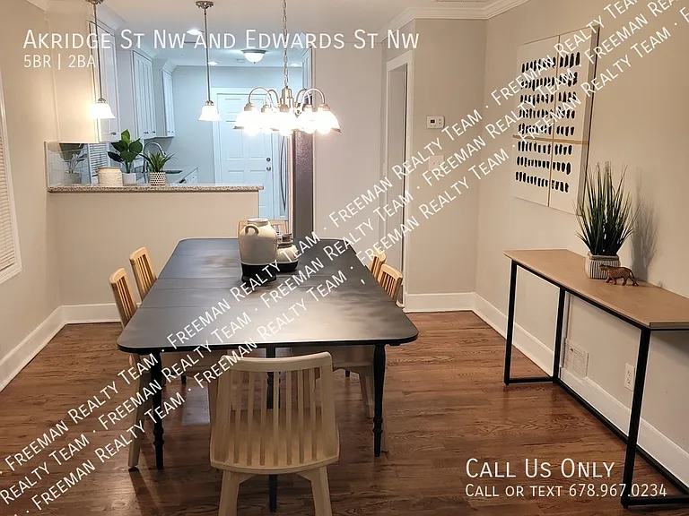 Akridge St NW — Photo 4