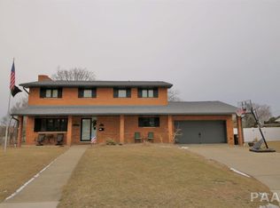 306 E Hazelwood St, Morton, IL