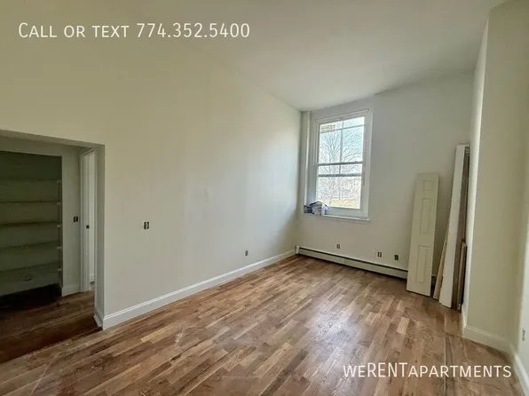 97 School St, Putnam, CT, 97 School St APT 208, Putnam, CT 06260