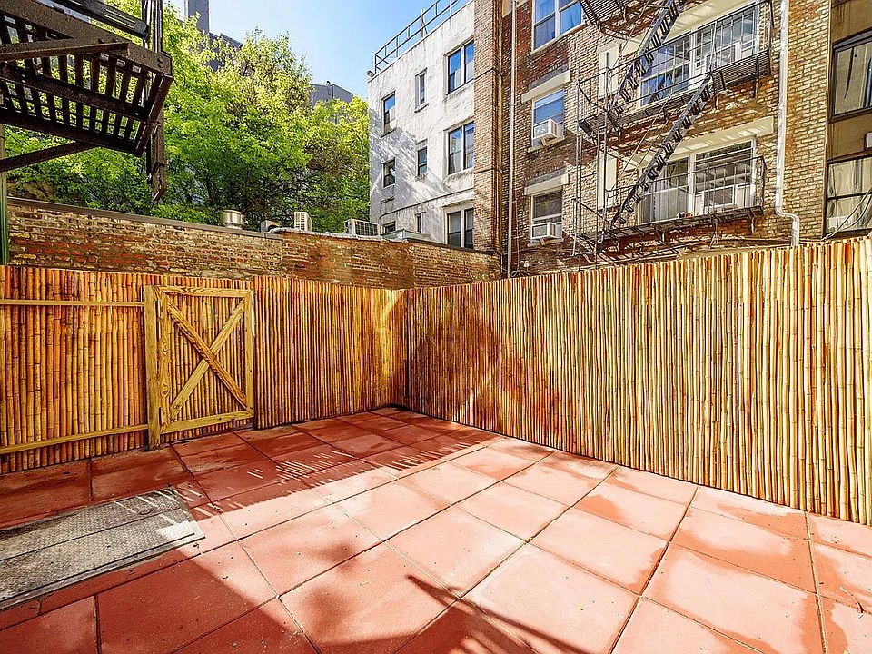 1st image of 215 E 3rd St #1P