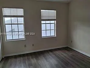735 SW 148th Ave — Photo 12