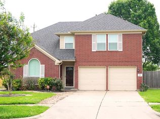 1915 Westwood Dr, Stafford, TX 77477