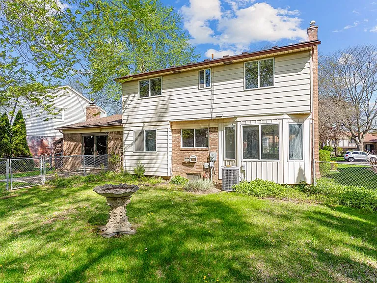 46323 Gainsborough Dr — Photo 6