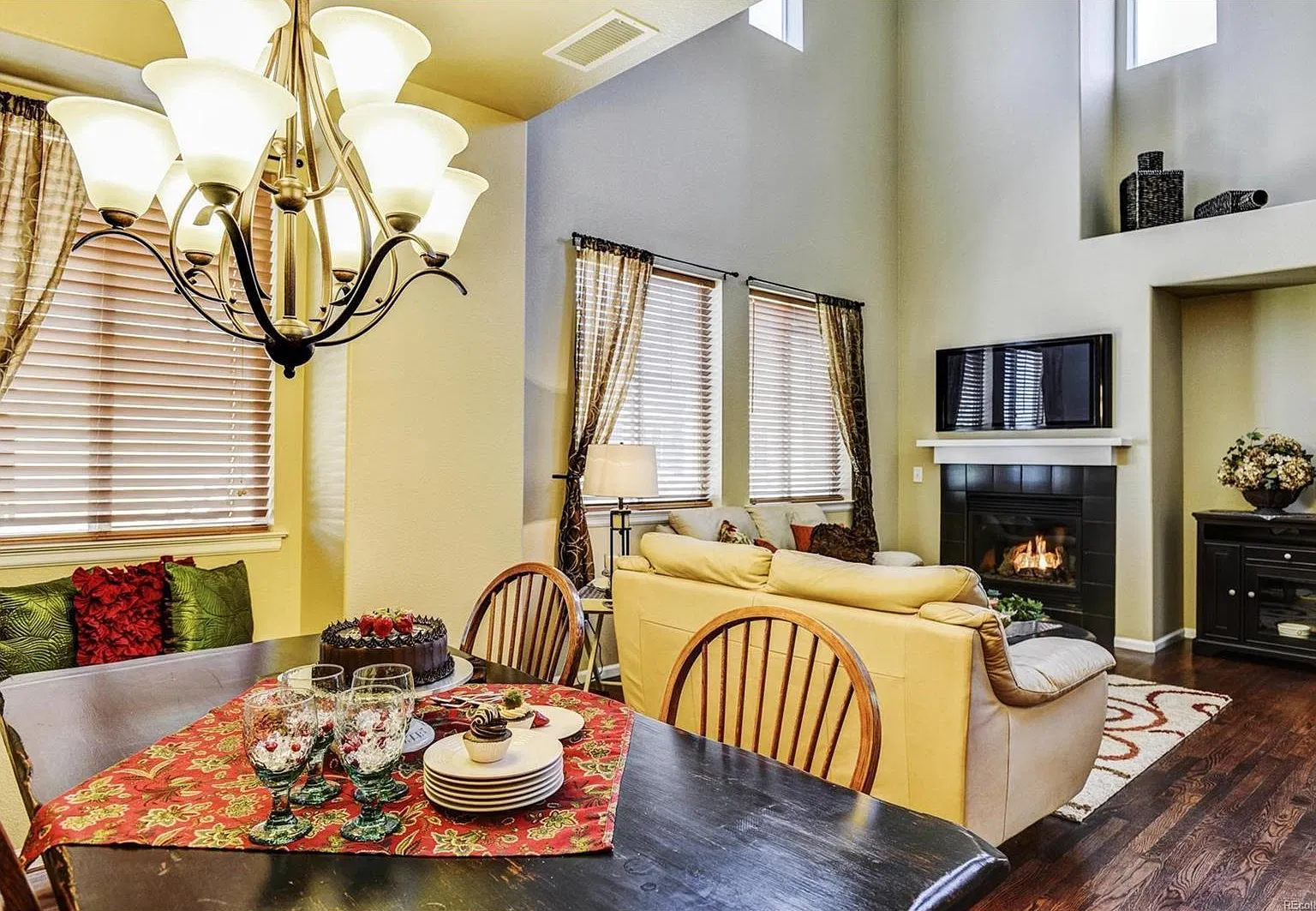Ashfield St, Highlands Ranch — Photo 4