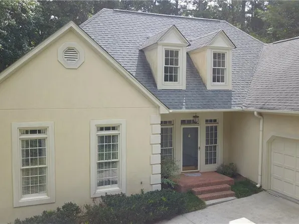 1704 Barrington Cir, Marietta, GA 30062