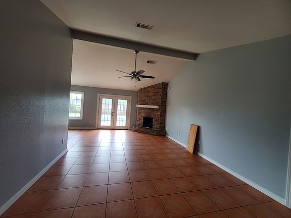 5th image of 1595 Louisiana Ave