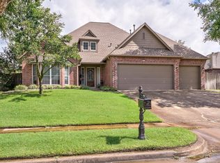 1904 W Waco St S, Broken Arrow, OK 74011
