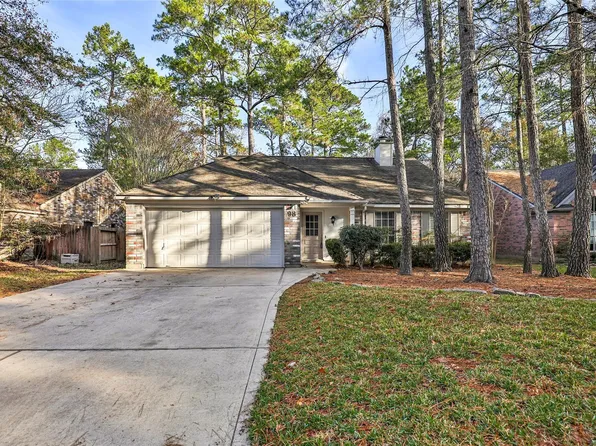 98 S Village Knoll Cir, Spring, TX 77381