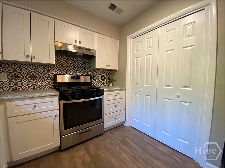 8620 Ferguson Ave — Photo 6