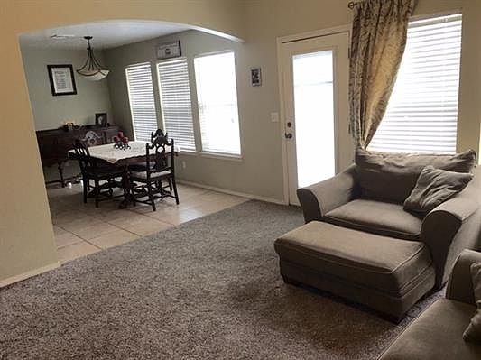 4th image of 4614 Mill Creek Dr
