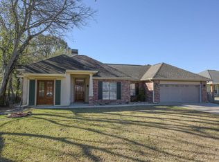 202 S Grindstone Dr, Broussard, LA 70518