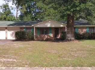 8108 Ridgefield Rd, Pensacola, FL 32514