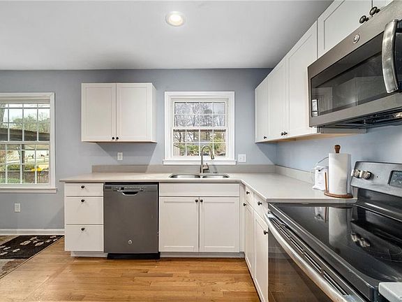 5th image of 1598 Boisseau Dr