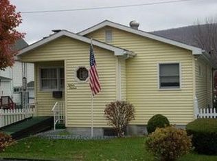 1516 Perry Ave, Tyrone, PA