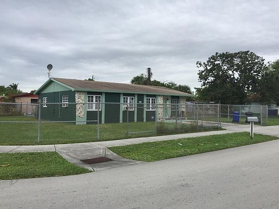 3rd image of 2801 NW 21st Ct