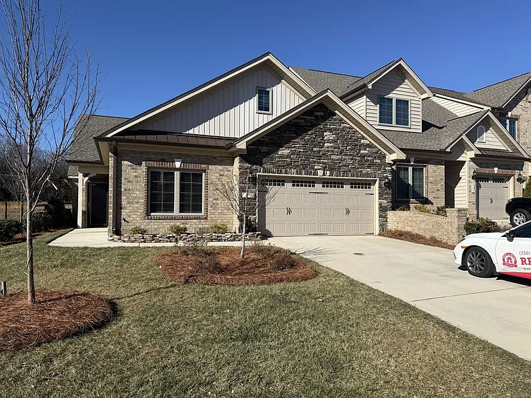 4751 Willowstone Dr — Photo 1