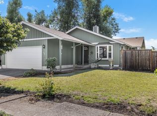 328 74th St, Springfield, OR 97478