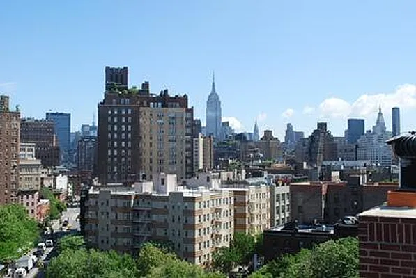 Sold by Bank Neary | media 12