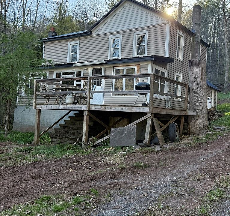 1st image of 123 Shepard Ln