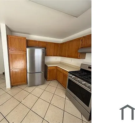25830 Roosevelt St — Photo 9