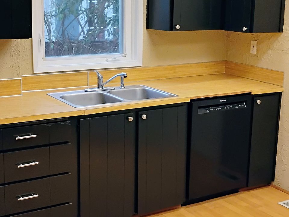 Kitchen and dishwasher (bosch)