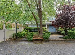 54 E Williston Ave, East Williston, NY 11596