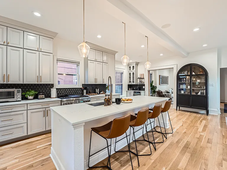 2117 W 28th Ave — Photo 8