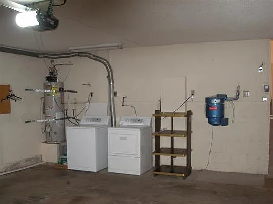 4082 Mahaila Ave #C — Photo 23