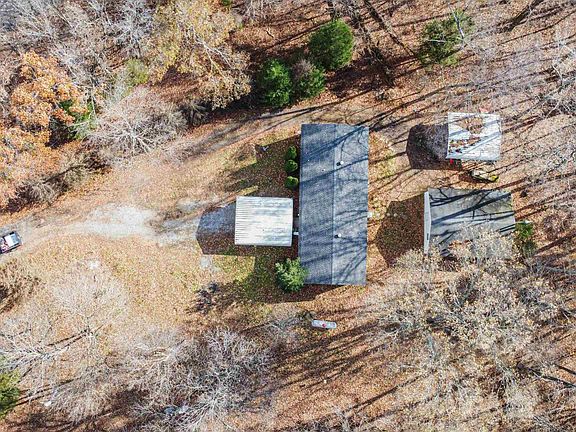 5th image of 2317 Dooms Chapel Rd