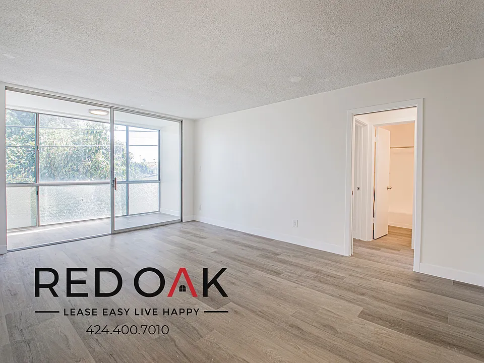 1035 Myrtle Ave #12