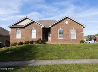 4029 Emerald Spring Pl, Coldstream, KY 40245