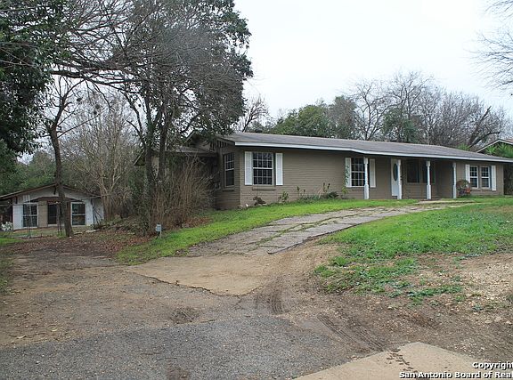 2nd image of 358 Ave Maria Dr