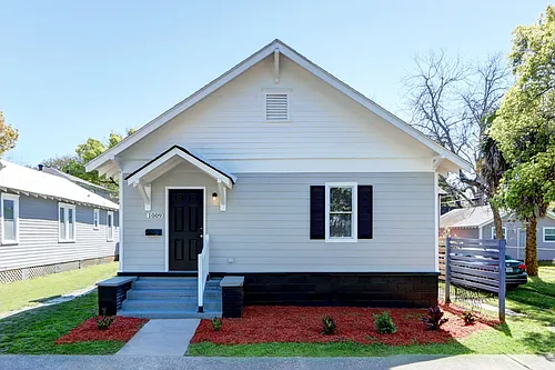 1009 East 33rd Street Photo 1