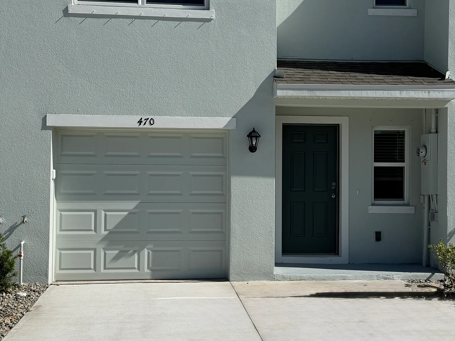 3 bed, 2.5 bath, 1463 sqft, $2,199 — Photo 1