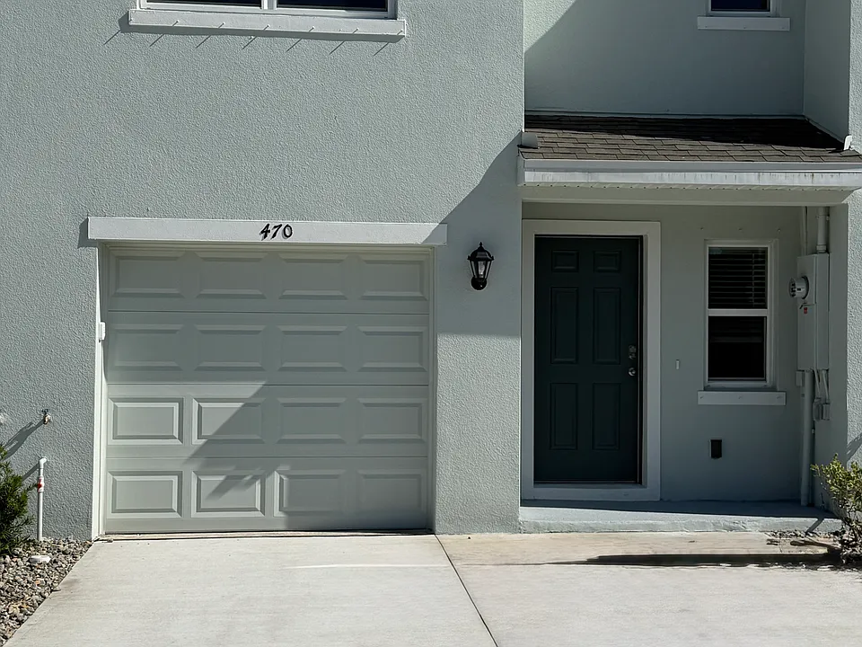 470 Houston Ln