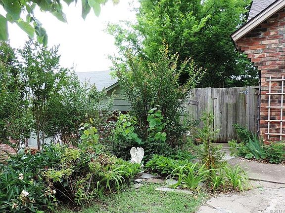 4th image of 1509 Maplewood Dr