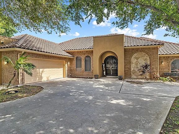 1716 N 49th St — exterior photo