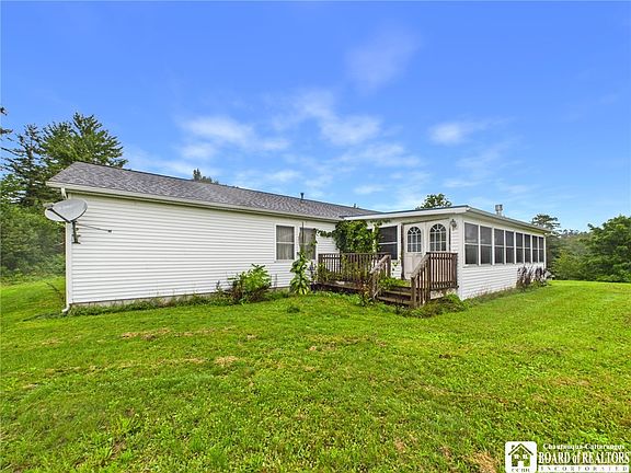2nd image of 3291 Hazelmere Ave