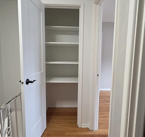 553 W Park Ave #D — Photo 7