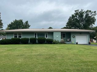 908 E 9th St, Mountain Grove, MO 65711