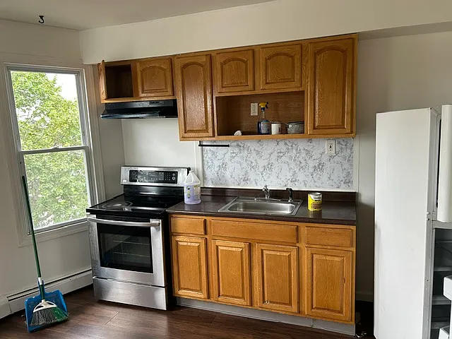 41 Rocky Hill Ave #3