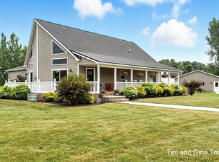 12337 Plantation Ct, Belding, MI